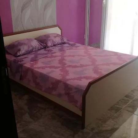 בית הארחה ели 3*