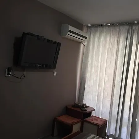 ели 3* פרימורסקו